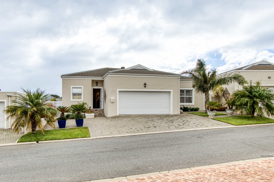 3 Bedroom Property for Sale in Fernwood Western Cape